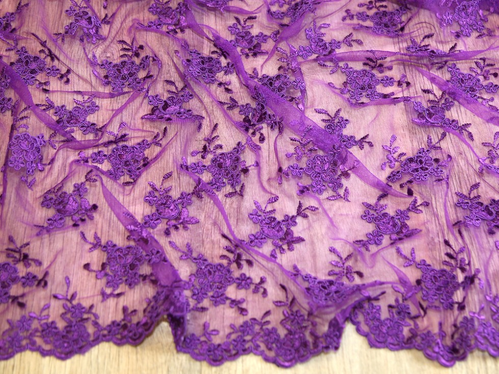 Embroidered Scalloped Edge Couture Bridal Lace Fabric (MVHH4Champagne