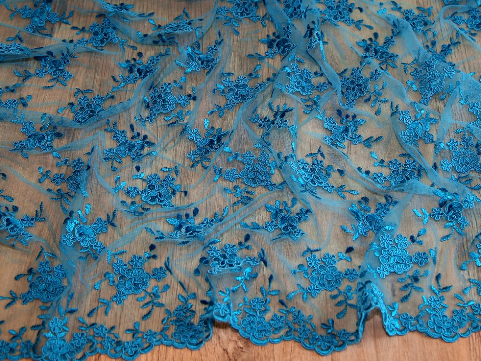 Embroidered Scalloped Edge Couture Bridal Lace Fabric (MVHH4Champagne