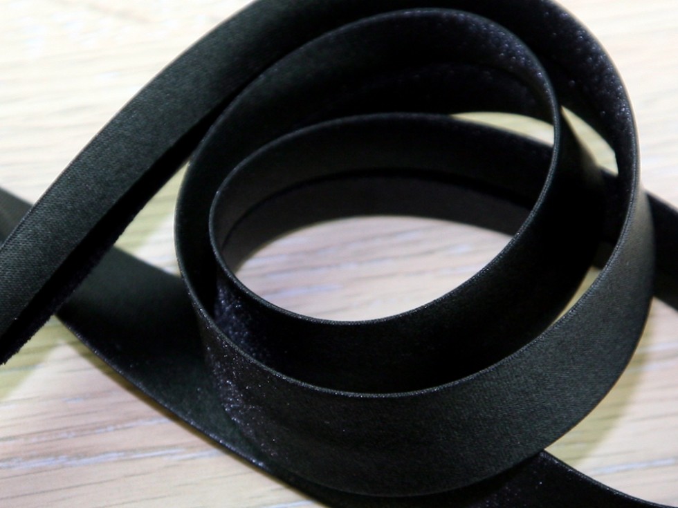 Prym Duchesse Satin Bias Binding (903600-M) - Picture 3 of 37