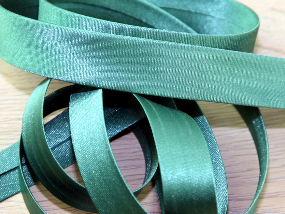 Prym Duchesse Satin Bias Binding (903600-M) - Picture 10 of 37