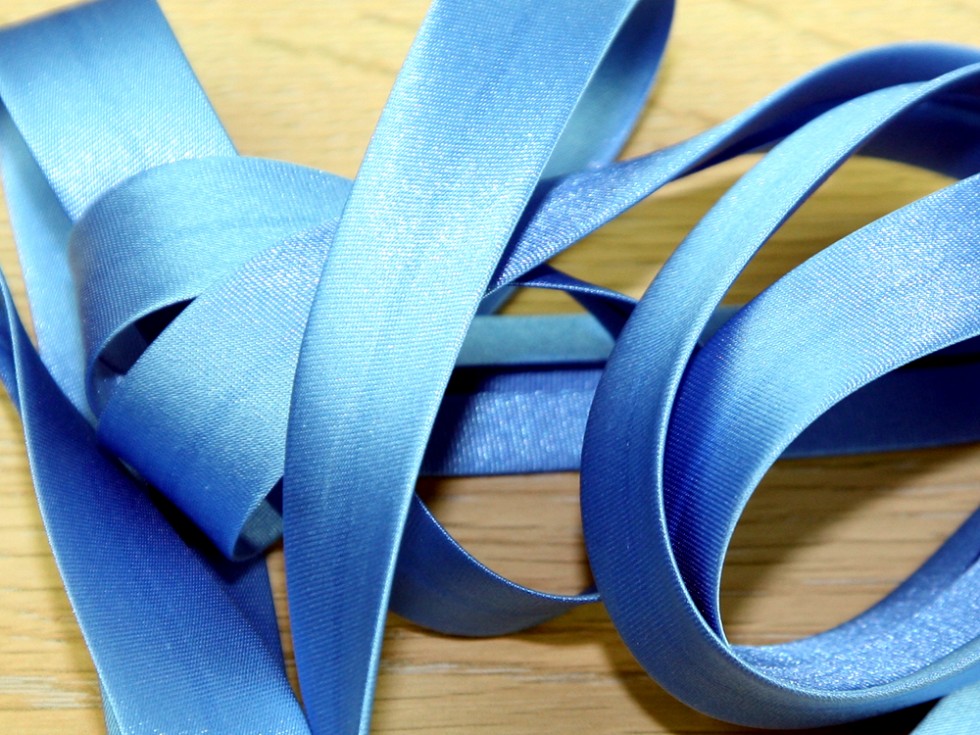 Prym Duchesse Satin Bias Binding (903600-M) - Picture 33 of 37