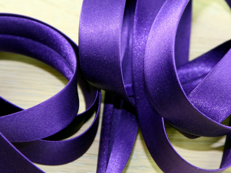 Prym Duchesse Satin Bias Binding (903600-M) - Picture 28 of 37