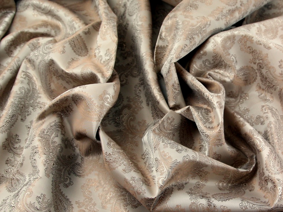 PAISLEY WEAVE JACQUARD LINING FABRIC width 144 cm PAISLEY WEAVE JACQUARD LINING FABRIC width 144 cm