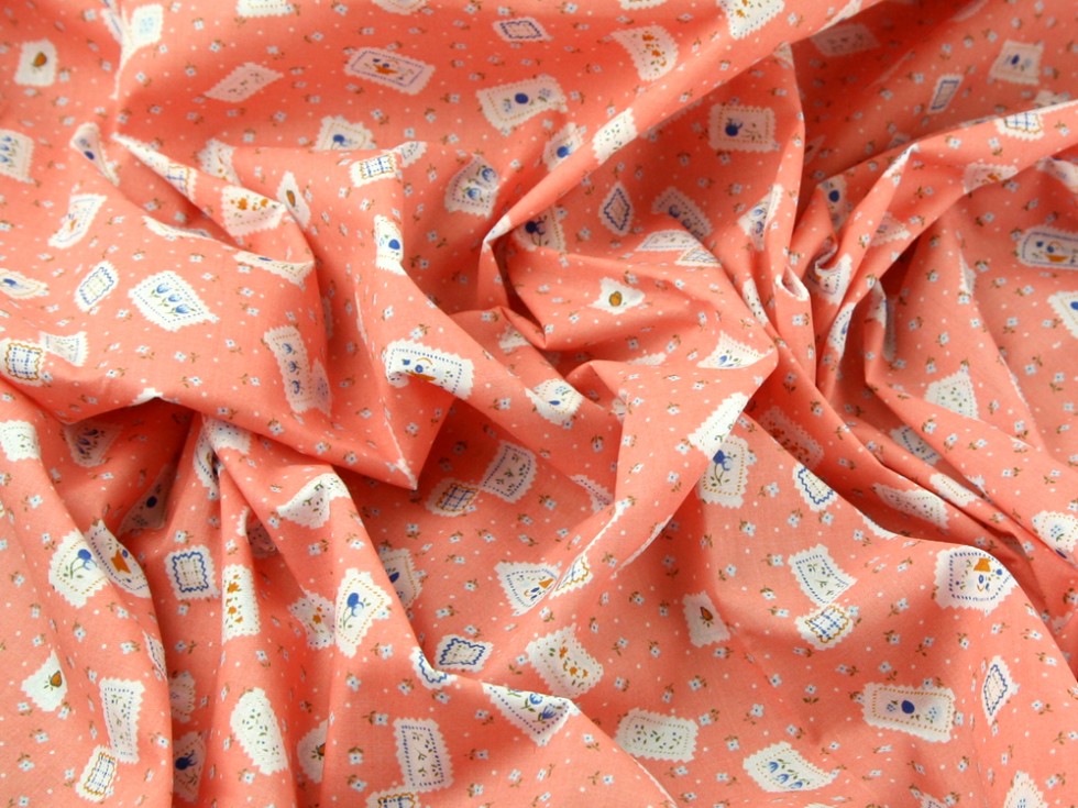 Design-1503-M Strawberry Floral Print Polycotton Dress Fabric 