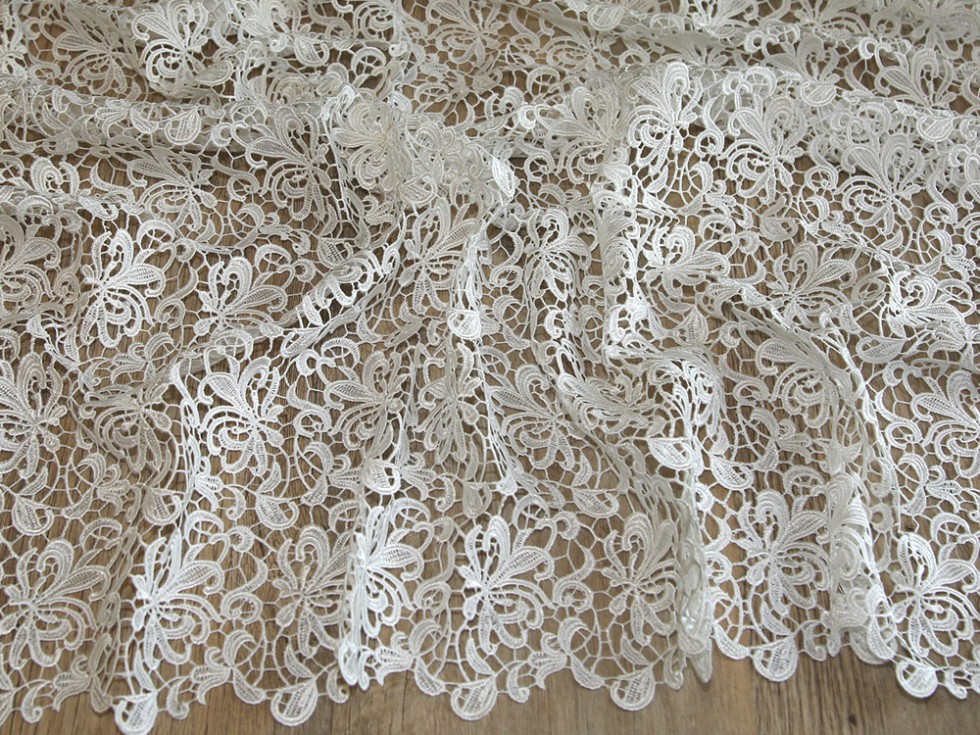 Scalloped Edge Couture Bridal Heavy Guipure Lace Fabric (MV-HH100-Royal ...