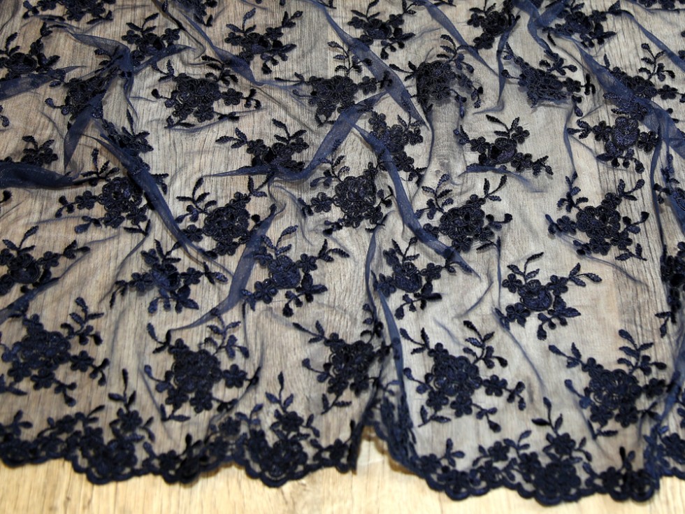 Embroidered Scalloped Edge Couture Bridal Lace Fabric (MV-HH4-Champagne-M)